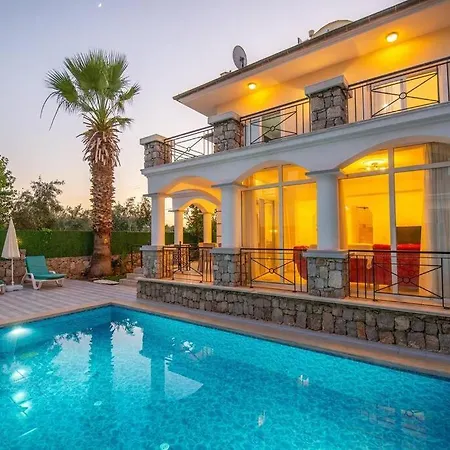 Yosun Harika Tatil Keyfi פאטהיה